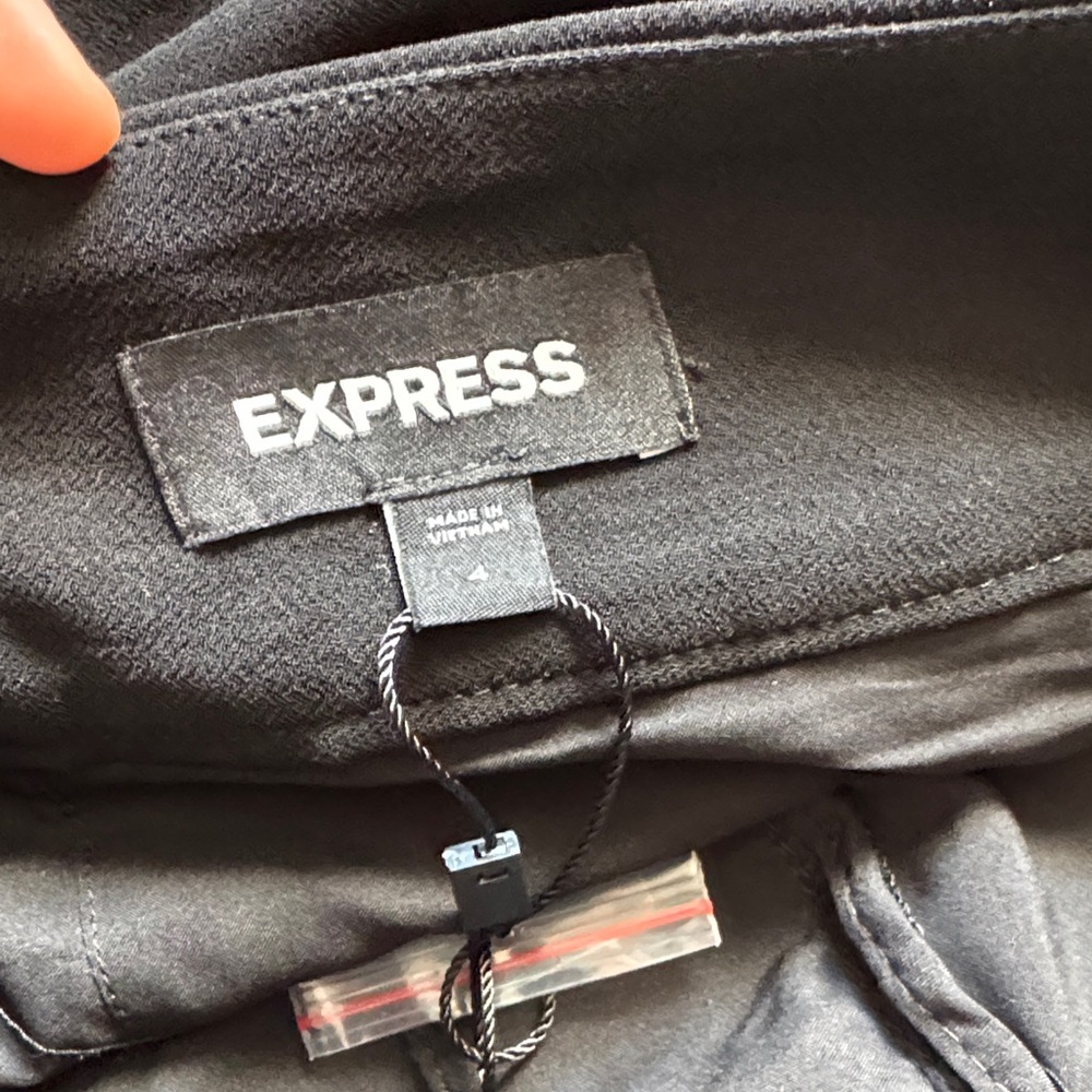 Express Black Mini Skirt with Belt - Picture 3 of 3